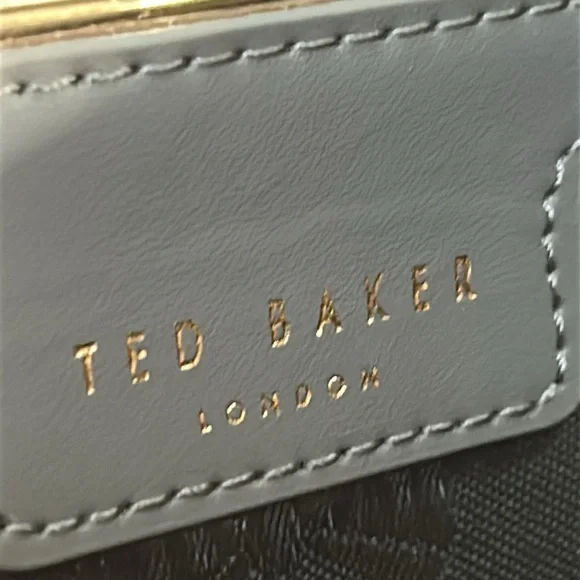 Ted Baker London Parson handbag. Gray with rosegold details. Excellent condition - Picture 2 of 16